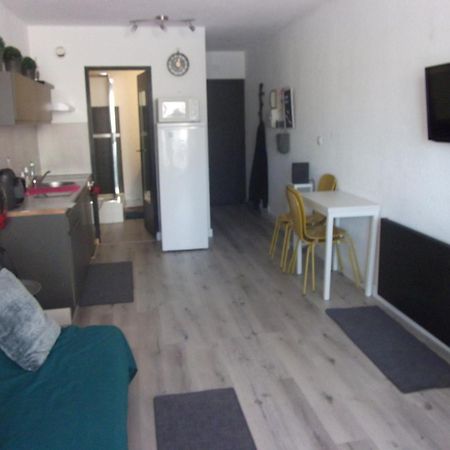 Studio Sur Le Port, Climatisation, Wifi, Piscine, Lave-Linge Gruissan Luaran gambar