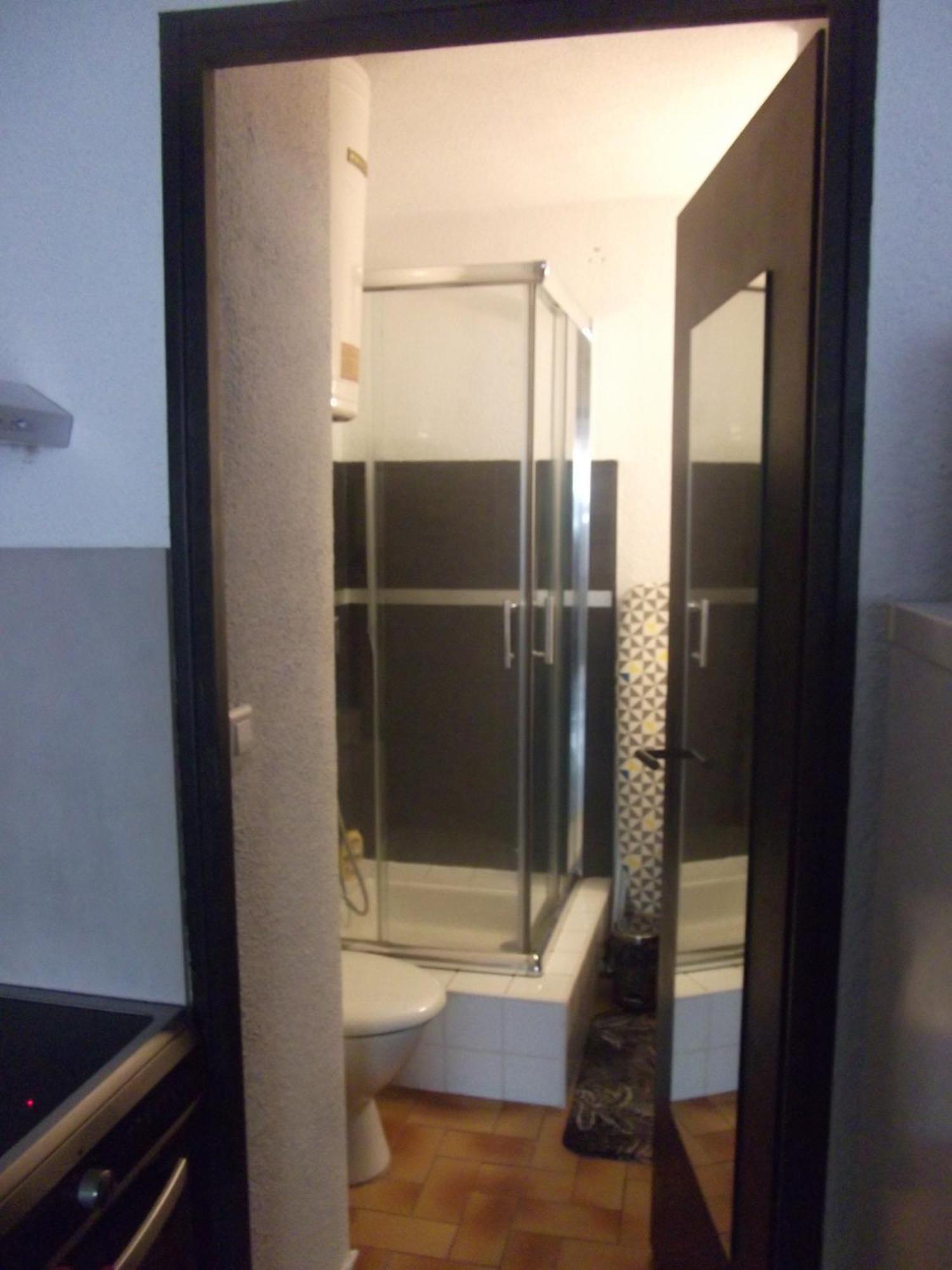 Studio Sur Le Port, Climatisation, Wifi, Piscine, Lave-Linge Gruissan Luaran gambar