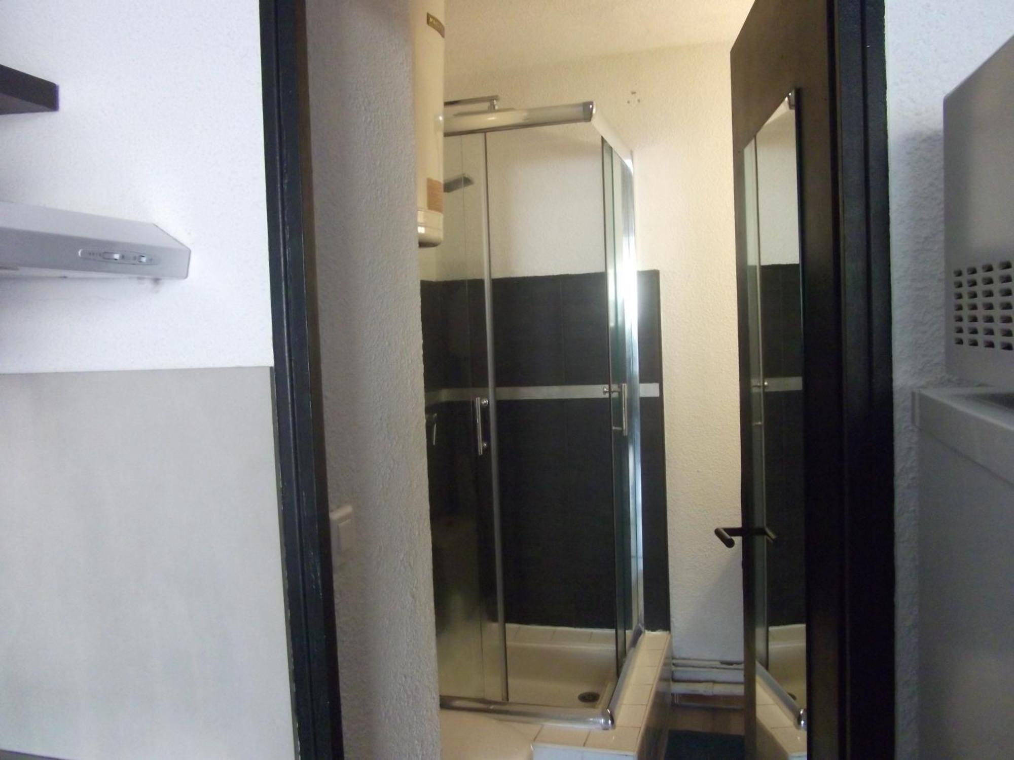 Studio Sur Le Port, Climatisation, Wifi, Piscine, Lave-Linge Gruissan Luaran gambar